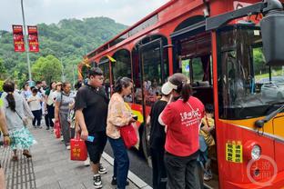 记者：中国国奥多打一人慢慢放开自信，但个人技术细节上差距巨大